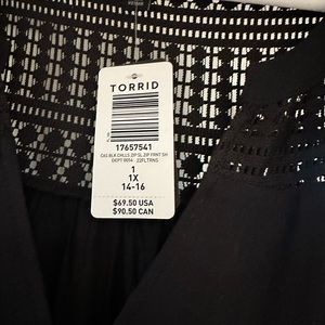 comes to about right below knees and I’m 5’8”